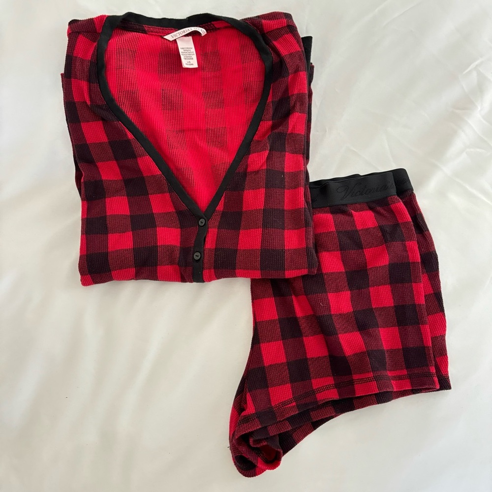 Victoria’s Secret red Christmas holiday thermal Matching pajama short set